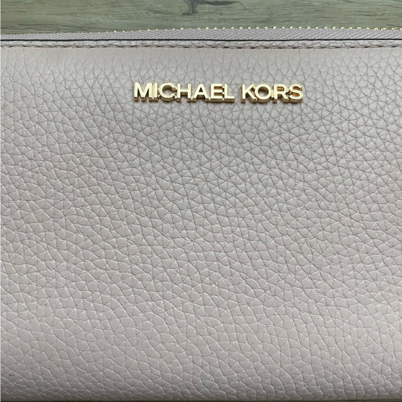 Michael Kors Jet Set Powder Blush Pink Flat Leather Phone Case Wallet New W Tags